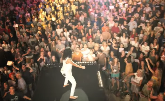 צפו: הסיפור מאחורי הקולולם הזה ירגש אתכם