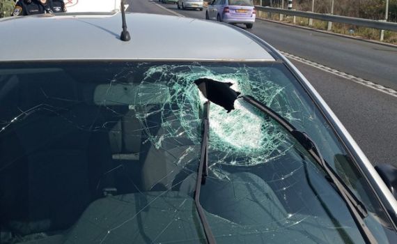 גל טרור: פצוע מפיגוע אבנים ליד מעבר חשמונאים