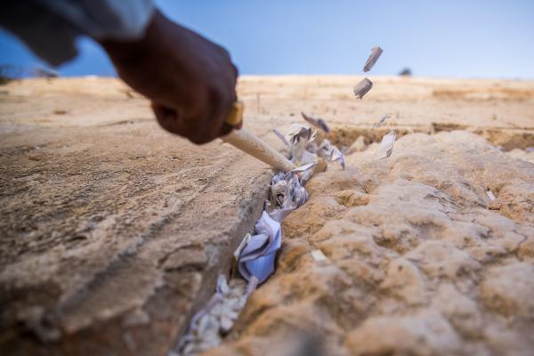 לקראת ראש השנה: מליוני הפתקים בכותל פונו לגניזה