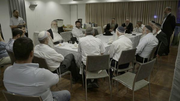 הרבנים החרד"לים התכנסו, והכריזו על תמיכה ב'ימינה'