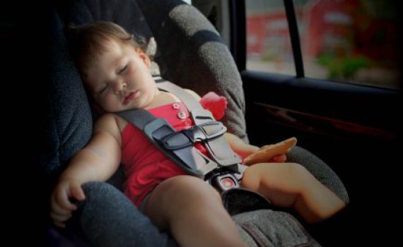 בת 4 נשכחה כשעתיים ברכב בנתניה