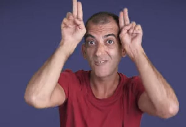 קורע: איך קוראים לפוליטיקאים בשפת הסימנים? צפו