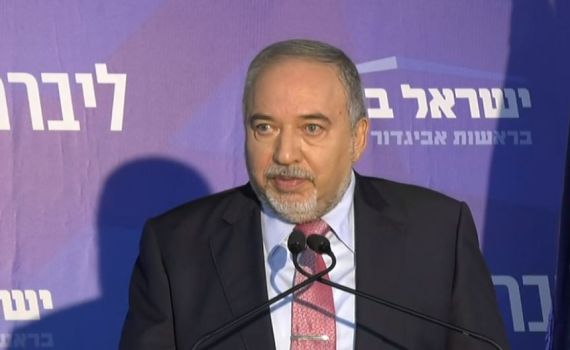 ליברמן שם קץ לשמועות: "לא נמליץ על בני גנץ"