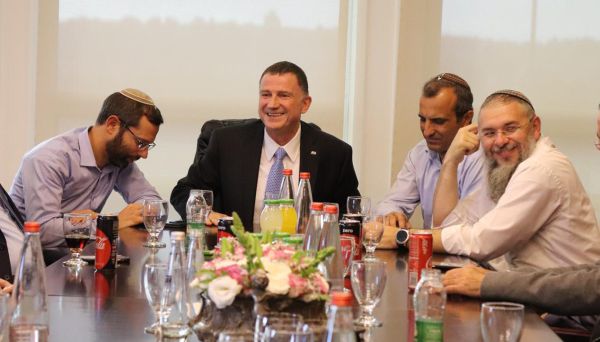 ביו"ש מגיבים: "זמן לנהל שיח, לא לפרוש ממנו"