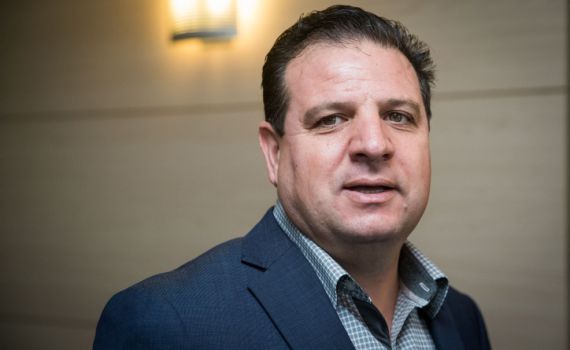 עודה:כחול לבן ביקשו שנסיר את ההמלצה של בל"ד