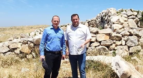 הרשות מנסה להשתלט על מזבח יהושע בן נון