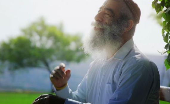 פותח 'בשמחה': אריאל זילבר חושף את האלבום החדש