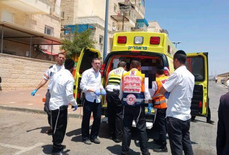 דיווח: בן שנה נשכח ברכב במודיעין למשך מספר שעות