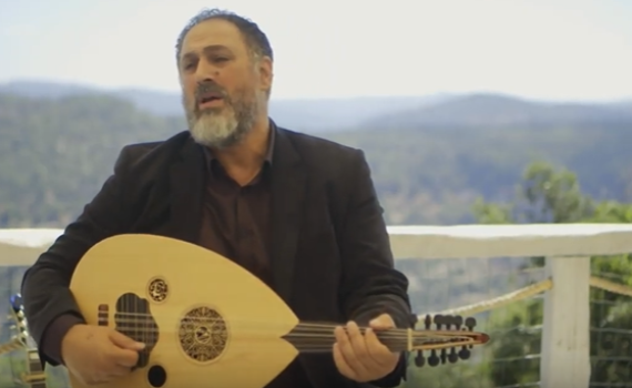 צפו: גולן אזולאי בקאבר מפתיע לפיוט הסליחות