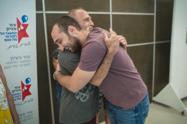 החייל הבודד שהציל חיים ומצא משפחה