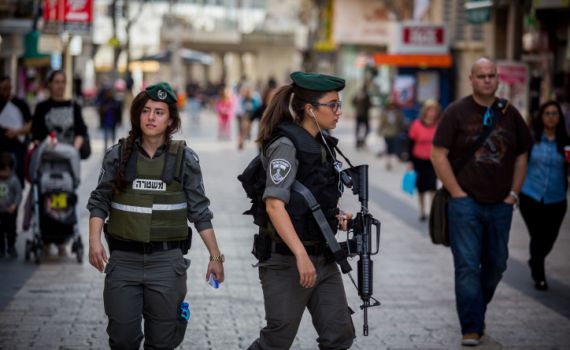 דקירה ביפו: המשטרה פרסמה את תמונת החשוד