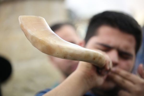 תפילות, שופר ותשליך: כך תנהגו בראש השנה