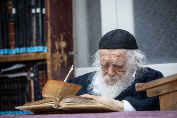 הרב חיים קנייבסקי: "לא נתמוך במסירת שטחים"