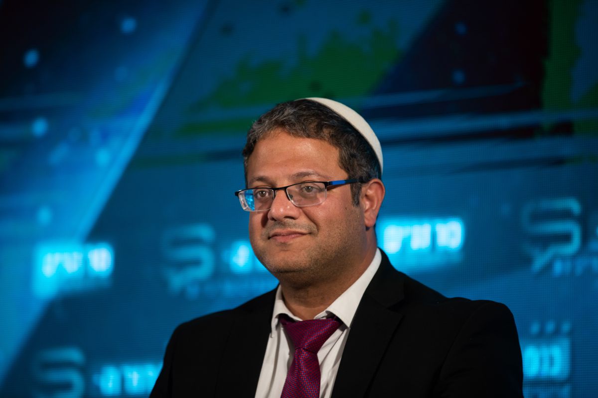 ניפוץ אשליית "שריפת קולות" / פרשנות