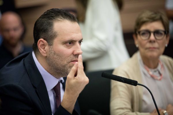 מיקי זוהר: "כחול לבן רוצים לחוקק חוקים פרסונליים"