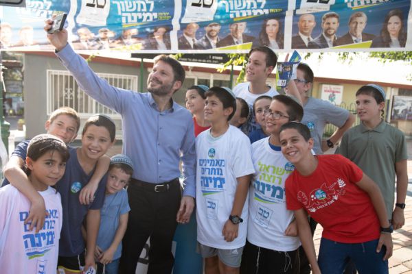 דאגה מאחוזי ההצבעה ביו"ש "מבצע הקש בדלת"