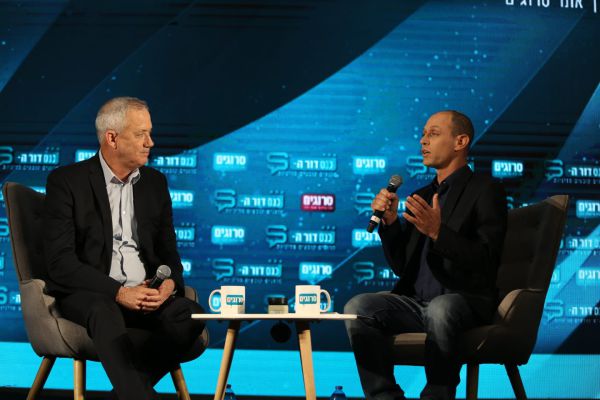 בני גנץ בכנס סרוגים: "לא נחזור לקווי 67"