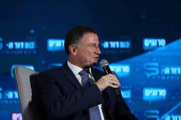 אדלשטיין: "כחול לבן מסתירים שלפיד יהיה רה"מ"