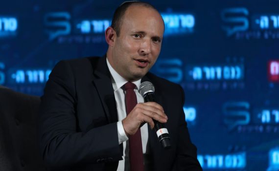 נפתלי בנט בכנס סרוגים: "הפעם לא ניפול לגעוואלד"