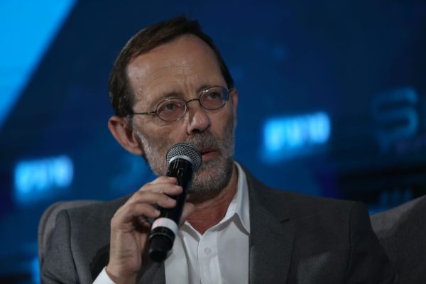 פייגלין בכנס סרוגים: "זהות לא מתאחדת עם הליכוד"