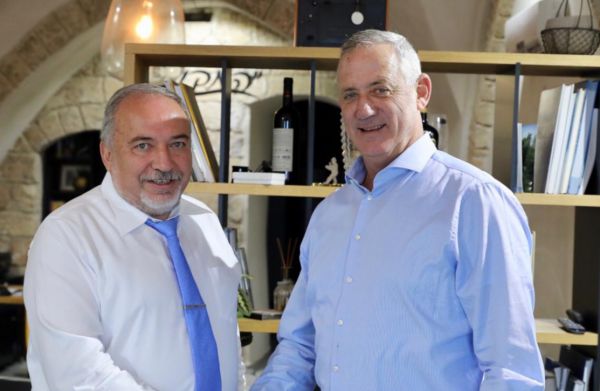 נגמרה פגישתם של גנץ וליברמן: "פגישה טובה"