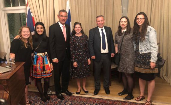 ברוכים הבאים: מלונדון לשנת שירות בישראל