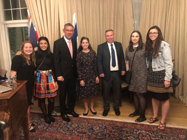 ברוכים הבאים: מלונדון לשנת שירות בישראל