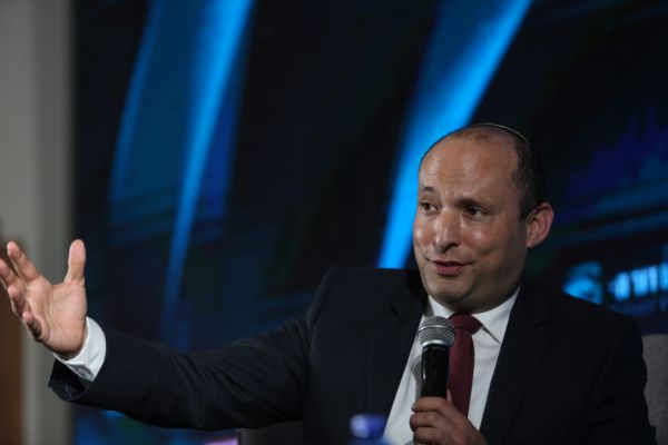 בנט: "איילת ואני לא ניכנס לממשלה ללא הבית היהודי"