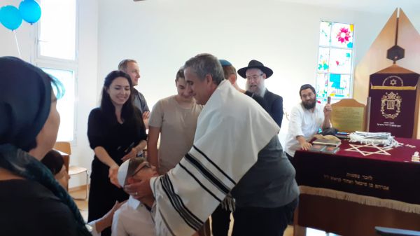 מרגש: בר מצווה לנער הסובל ממוגבלות שכלית