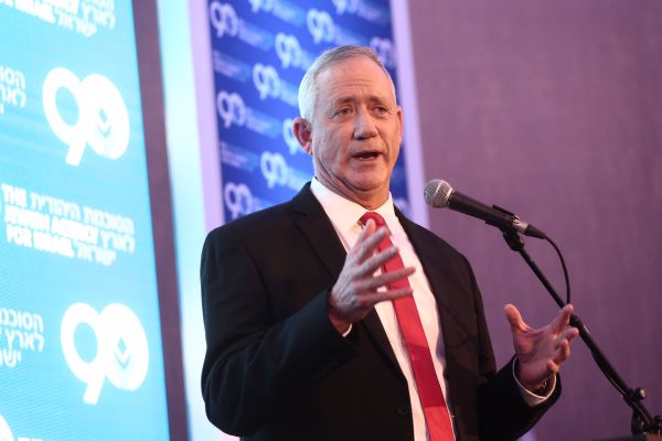 התרגיל של גנץ לנתניהו: ציטוט שלו על אולמרט