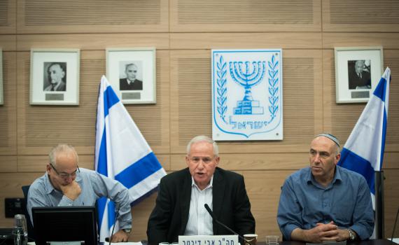 חלוקת תפקידים בכנסת בין כחול לבן והליכוד