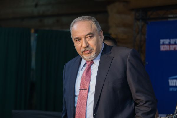 מתווה ליברמן נחשף: אחדות עם הליכוד וכחול לבן