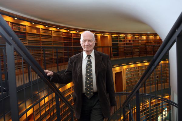 "אני לא נוסע חשוב": סיפור קצר על מאיר שמגר ז"ל