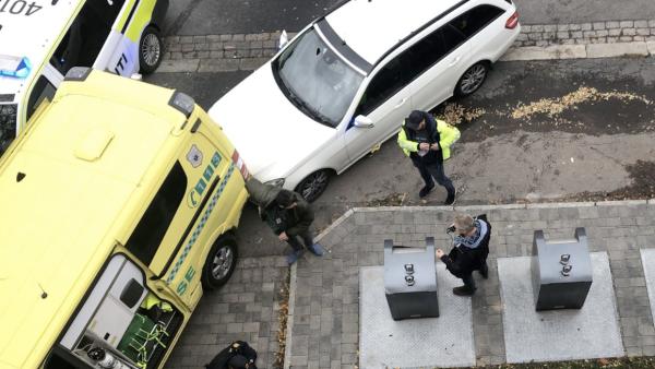 דרמה בנורבגיה: חמוש חטף אמבולנס ודרס עוברי אורח