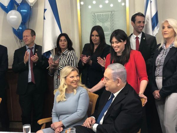 נתניהו חגג יום הולדת, חברי הליכוד והרב רפי התייצבו