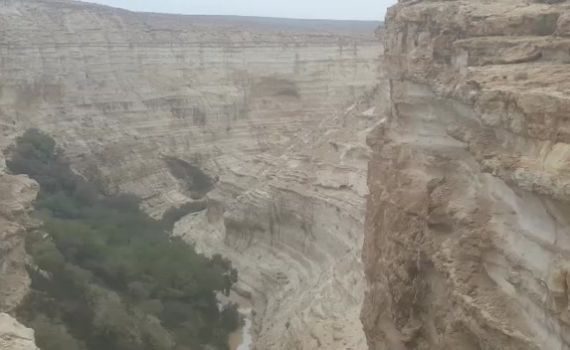 צפו: אחרי סופ"ש סוער- זרימות אדירות בנחלים