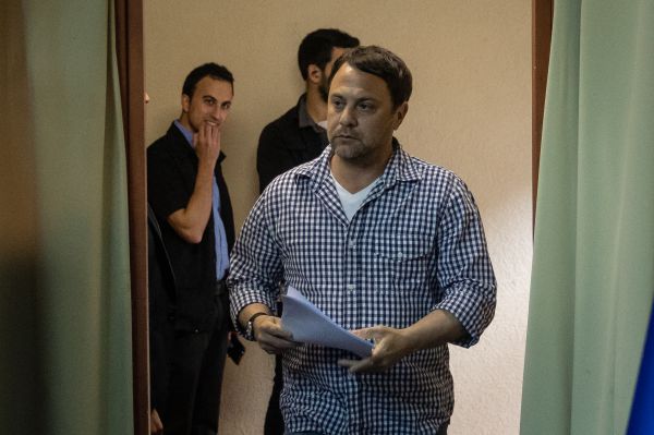 האשמה נוספת: החוקרת הציצה בהתכתבויות עם יאיר נתניהו