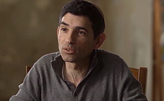 הכל התחיל מאסטריקס: שי צ'רקה מספר • צפו: