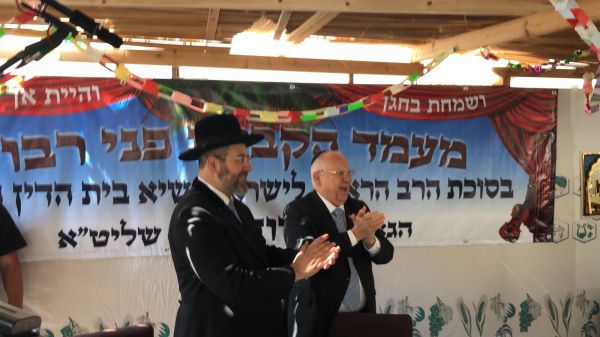 הרב הראשי: "חובה לסייע לעם הכורדי, בסכנת השמדה"