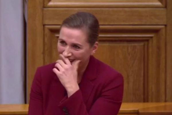 צפו: ראש ממשלת דנמרק עושה הרב שי פירון