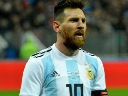 בין קודש לספורט: הלילה הקשה של ליאו מסי