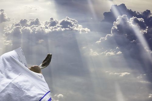 המטרה היא לא להישאר ביום כיפור אלא לשוב ממנו