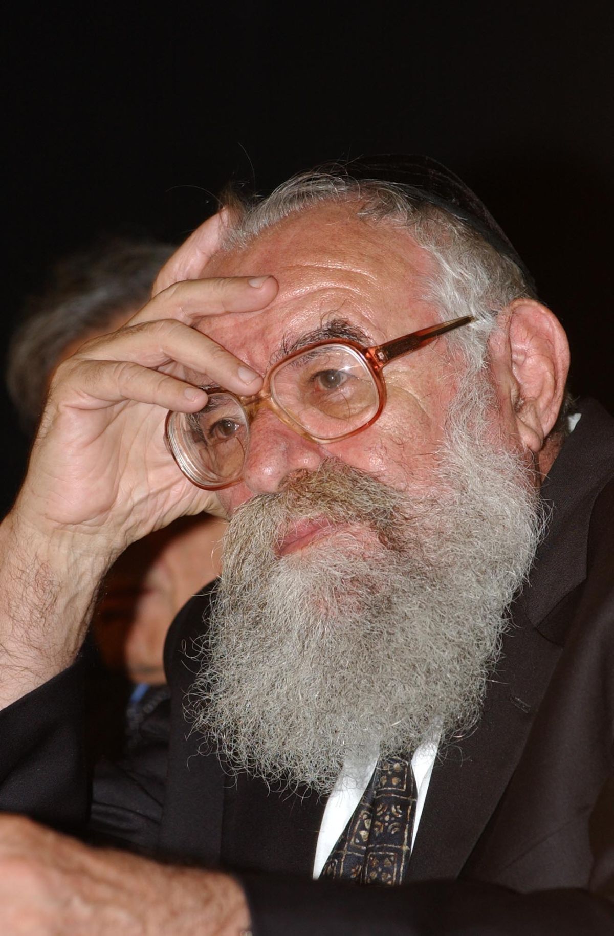 עשור לפטירתו | צפו: דרכו הציבורית של הרב עמיטל זצ"ל