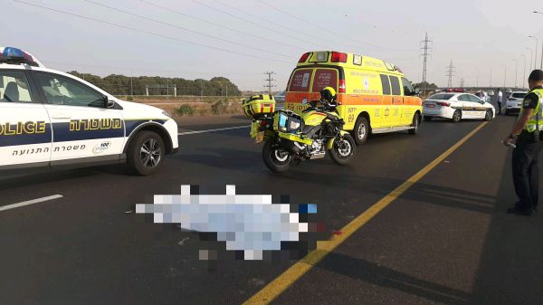 ירד לתקן את רכבו ונדרס למוות. צפו בתיעוד מהזירה