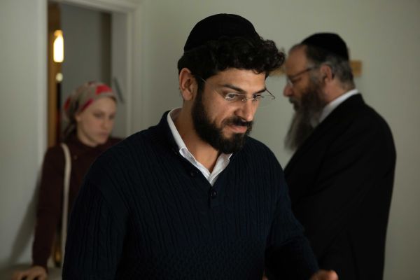 צפו: כשאביב אלוש הפך ל'מתיר עגונות' | פרק 1