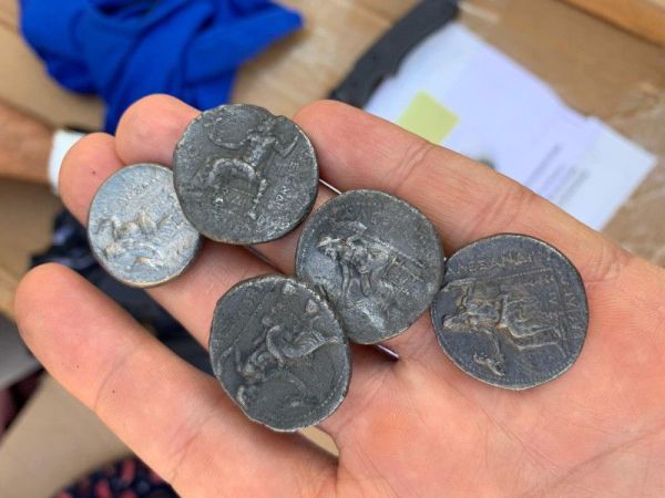 סוכלה הברחה של מטבעות מתקופת אלכסנדר מוקדון