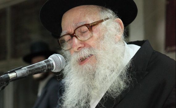 ברוך דיין האמת: בגיל 93 נפטר הרב ניסים קרליץ זצ"ל