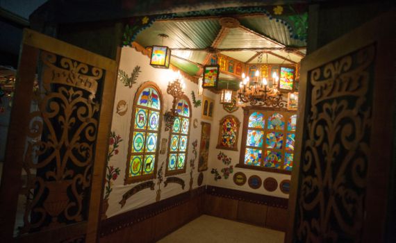 בשל הסכנה: עדיף להדליק נרות חשמליים בסוכה