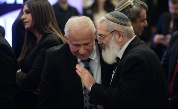 בן דהן לדיכטר: "אני כאן לרשותך לכל שאלה ועזרה"