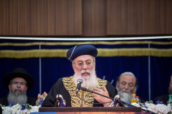 קורא לנשים להתייצב: "למנוע חילול הקודש"